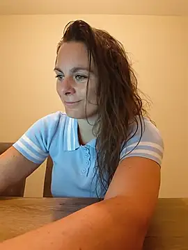 Snapshot of WildSweetheartXO chatting on August 6, 1:46 pm WildSweetheartXO online show from August 6, 1:46 pm