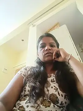 Snapshot of ashwini805057 chatting on July 18, 5:11 am ashwini805057 online show from July 18, 5:11 am