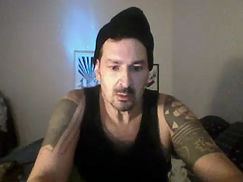 Snapshot of DaddyCloudLatin chatting on July 26, 8:21 am DaddyCloudLatin online show from July 26, 8:21 am