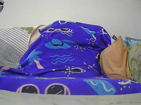 Snapshot of hakanbeyzade chatting on January 26, 2:19 pm hakanbeyzade online show from January 26, 2:19 pm