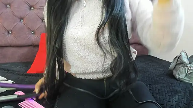 Snapshot of gabriela_grace chatting on November 6, 2:51 pm gabriela grace online show from November 6, 2:51 pm