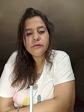 Cynthia186 online show from July 27, 10:50 pm