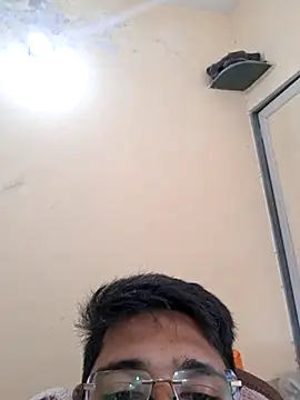 Snapshot of raghav41541 chatting on July 19, 9:57 am raghav41541 online show from July 19, 9:57 am