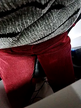 annoski online show from July 27, 2:13 pm