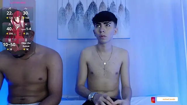 Snapshot of Michaell_and_twink chatting on July 19, 10:24 pm Michaell and twink online show from July 19, 10:24 pm