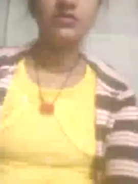 Snapshot of CHANDI_HOT34 chatting on July 23, 10:35 am CHANDI HOT34 online show from July 23, 10:35 am
