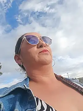 Snapshot of Blanquita-sm chatting on July 29, 9:35 pm Blanquita-sm online show from July 29, 9:35 pm