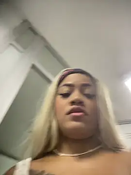 riri brunnete online show from April 5, 4:31 am