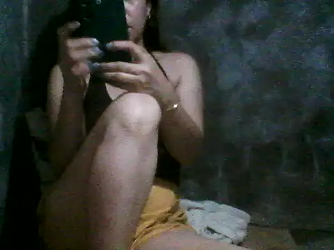 Snapshot of maureen0 chatting on July 23, 2:26 pm maureen0 online show from July 23, 2:26 pm