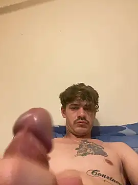 Snapshot of Bigdickenergy4204 chatting on July 23, 4:21 am Bigdickenergy4204 online show from July 23, 4:21 am