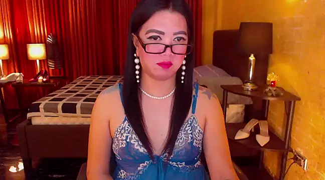 Snapshot of BigCockJewel chatting on January 16, 2:51 pm BigCockJewel online show from January 16, 2:51 pm