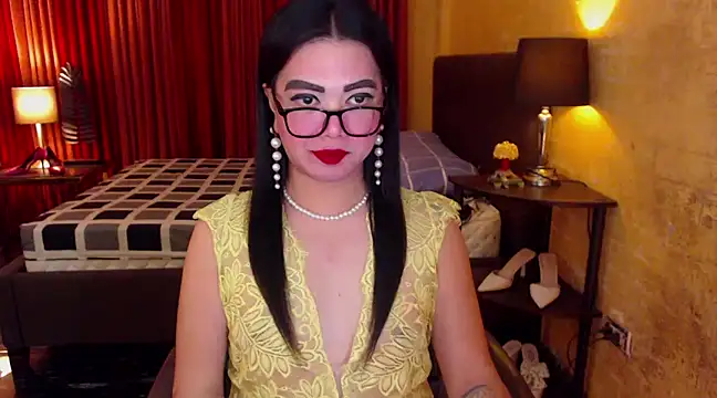 Snapshot of BigCockJewel chatting on January 21, 1:54 pm BigCockJewel online show from January 21, 1:54 pm