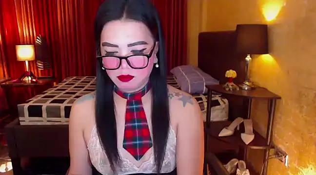 Snapshot of BigCockJewel chatting on January 22, 8:07 am BigCockJewel online show from January 22, 8:07 am