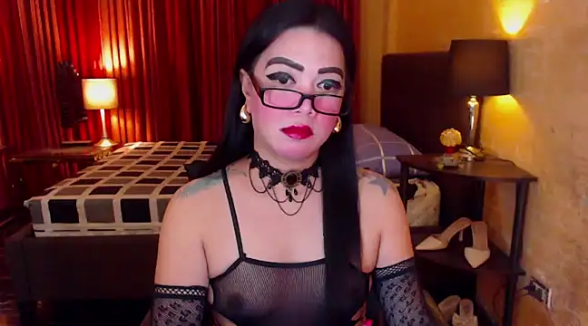 Snapshot of BigCockJewel chatting on February 13, 1:15 pm BigCockJewel online show from February 13, 1:15 pm