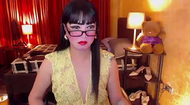 Snapshot of BigCockJewel chatting on March 20, 8:53 am BigCockJewel online show from March 20, 8:53 am