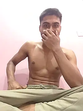 Snapshot of Tanveer_2580 chatting on July 23, 5:11 pm Tanveer 2580 online show from July 23, 5:11 pm