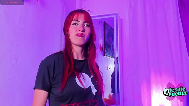 jessierocketx online show from October 13, 8:53 pm