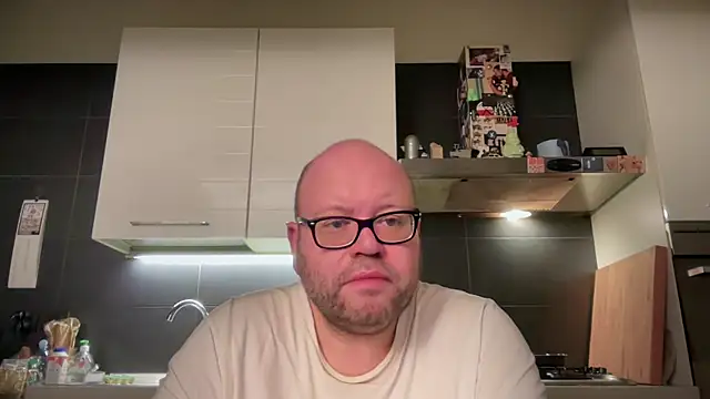 theitalianbear online show from February 14, 3:00 am