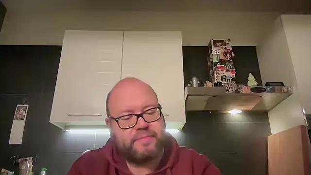 theitalianbear online show from December 15, 11:20 pm