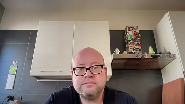 theitalianbear online show from March 25, 12:22 pm