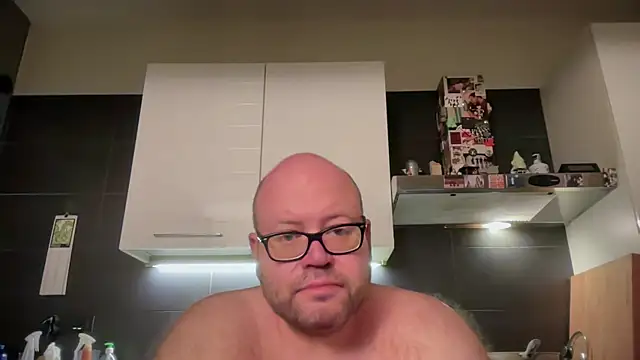 theitalianbear online show from May 31, 12:30 am