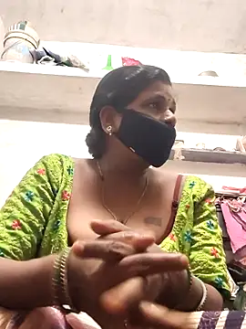 Snapshot of qeenmathi chatting on July 26, 1:29 pm qeenmathi online show from July 26, 1:29 pm
