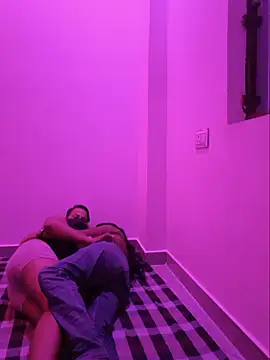 hard couples5 online show from July 27, 4:58 pm