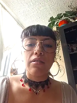 Snapshot of Cute_hollywood1 chatting on July 29, 5:33 pm Cute hollywood1 online show from July 29, 5:33 pm