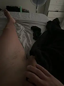 estebanxxx01 online show from July 27, 4:36 pm