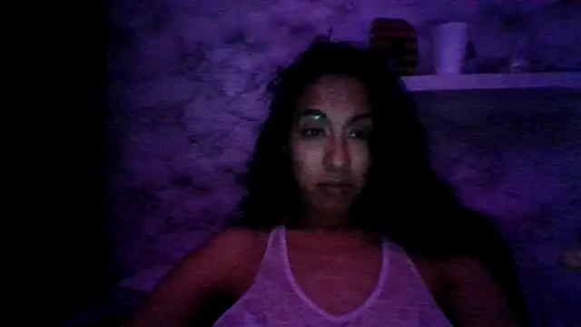 Snapshot of DarlingPoca chatting on July 30, 3:49 am DarlingPoca online show from July 30, 3:49 am