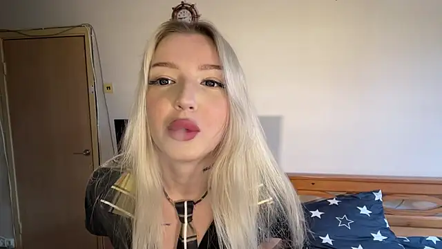SOFT MEOW online show from July 29, 10:35 am