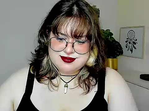 OpheliaLush online show from August 4, 5:43 am