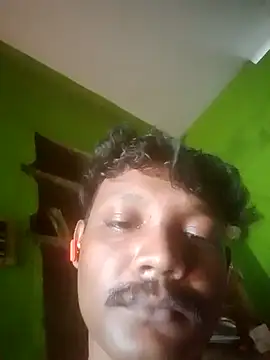 Snapshot of manoharan01 chatting on July 30, 10:03 am manoharan01 online show from July 30, 10:03 am