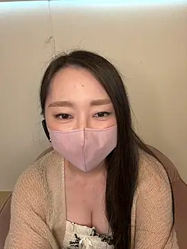 Snapshot of aika_chi chatting on August 6, 4:58 am aika chi online show from August 6, 4:58 am