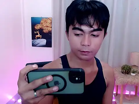 Snapshot of Xyrien_Miller chatting on July 30, 10:25 am Xyrien Miller online show from July 30, 10:25 am