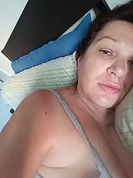 Caldaebagnata online show from August 1, 6:34 am