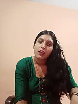 Snapshot of miss_cuty_baby chatting on August 3, 4:11 pm miss cuty baby online show from August 3, 4:11 pm