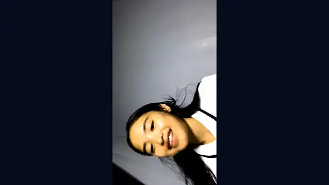 Snapshot of CarlynZaffino chatting on August 2, 10:35 am CarlynZaffino online show from August 2, 10:35 am