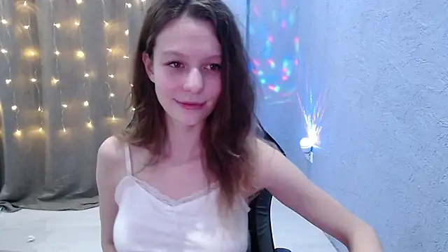 Snapshot of sexyru_couple chatting on January 19, 12:39 pm sexyru couple online show from January 19, 12:39 pm