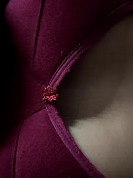 Snapshot of Miss_mohni chatting on August 4, 5:48 pm Miss mohni online show from August 4, 5:48 pm