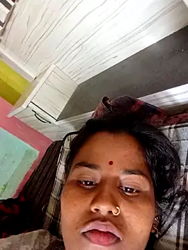 Snapshot of Miss_rohni23 chatting on August 7, 5:09 am Miss rohni23 online show from August 7, 5:09 am