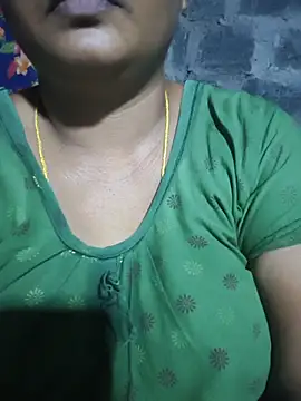 Snapshot of lilly-sexy chatting on August 1, 3:55 pm lilly-sexy online show from August 1, 3:55 pm