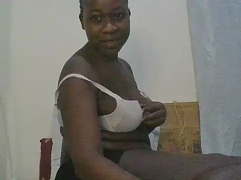 Snapshot of black_queenberry chatting on July 31, 8:19 pm black queenberry online show from July 31, 8:19 pm