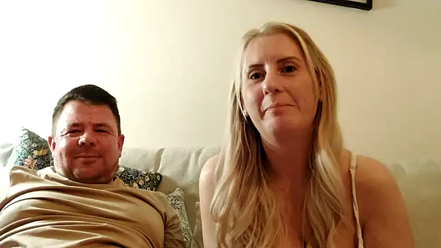 Elegant Erin online show from August 5, 8:33 pm