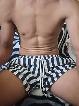 Snapshot of 1costii chatting on August 1, 10:47 am 1costii online show from August 1, 10:47 am