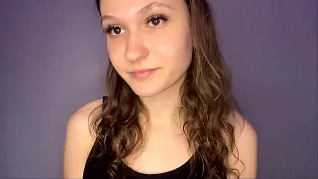 Snapshot of ElisabethSoth chatting on August 9, 2:24 am ElisabethSoth online show from August 9, 2:24 am