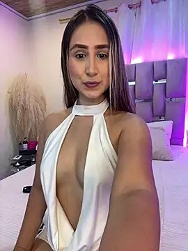 Snapshot of AriaFontaine chatting on August 8, 11:28 pm AriaFontaine online show from August 8, 11:28 pm