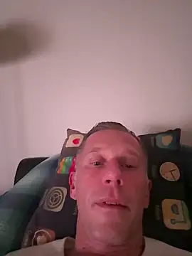 slaveboy2016xh online show from December 17, 8:10 pm