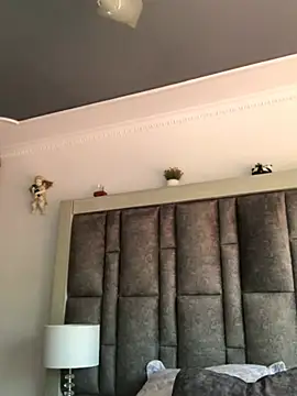 Snapshot of alexander_grey80 chatting on August 7, 6:21 pm alexander grey80 online show from August 7, 6:21 pm