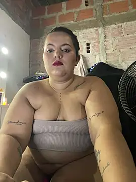 IsabellaP10 online show from August 9, 5:01 am